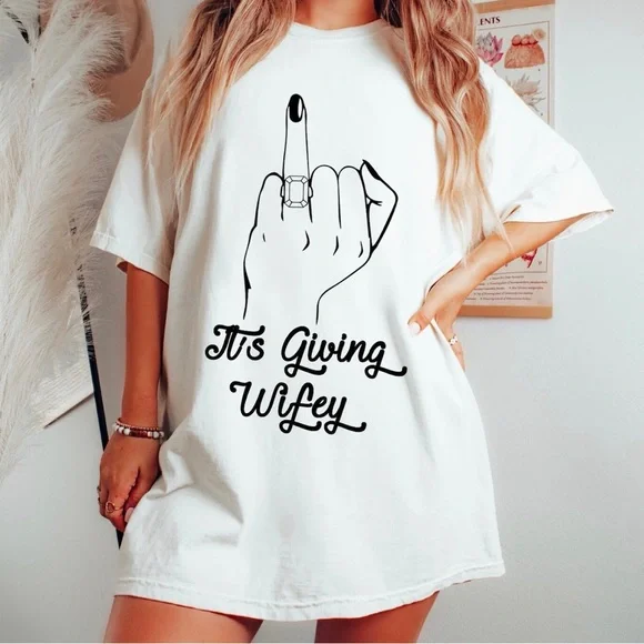 Comfort Colors | Tops | Its Giving Wifey Comfort Colors  display picture 2
